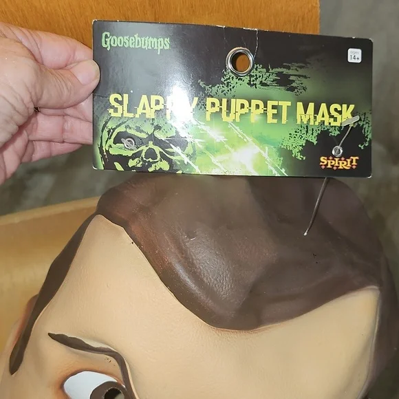 Goose Bumps Slappy The Puppet Mask - Picture 2 of 4
